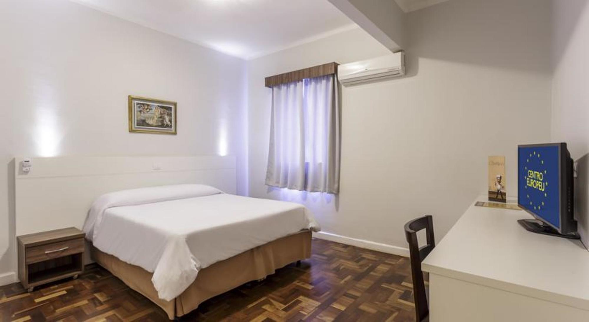 Hotel Centro Europeu Курітіба Екстер'єр фото