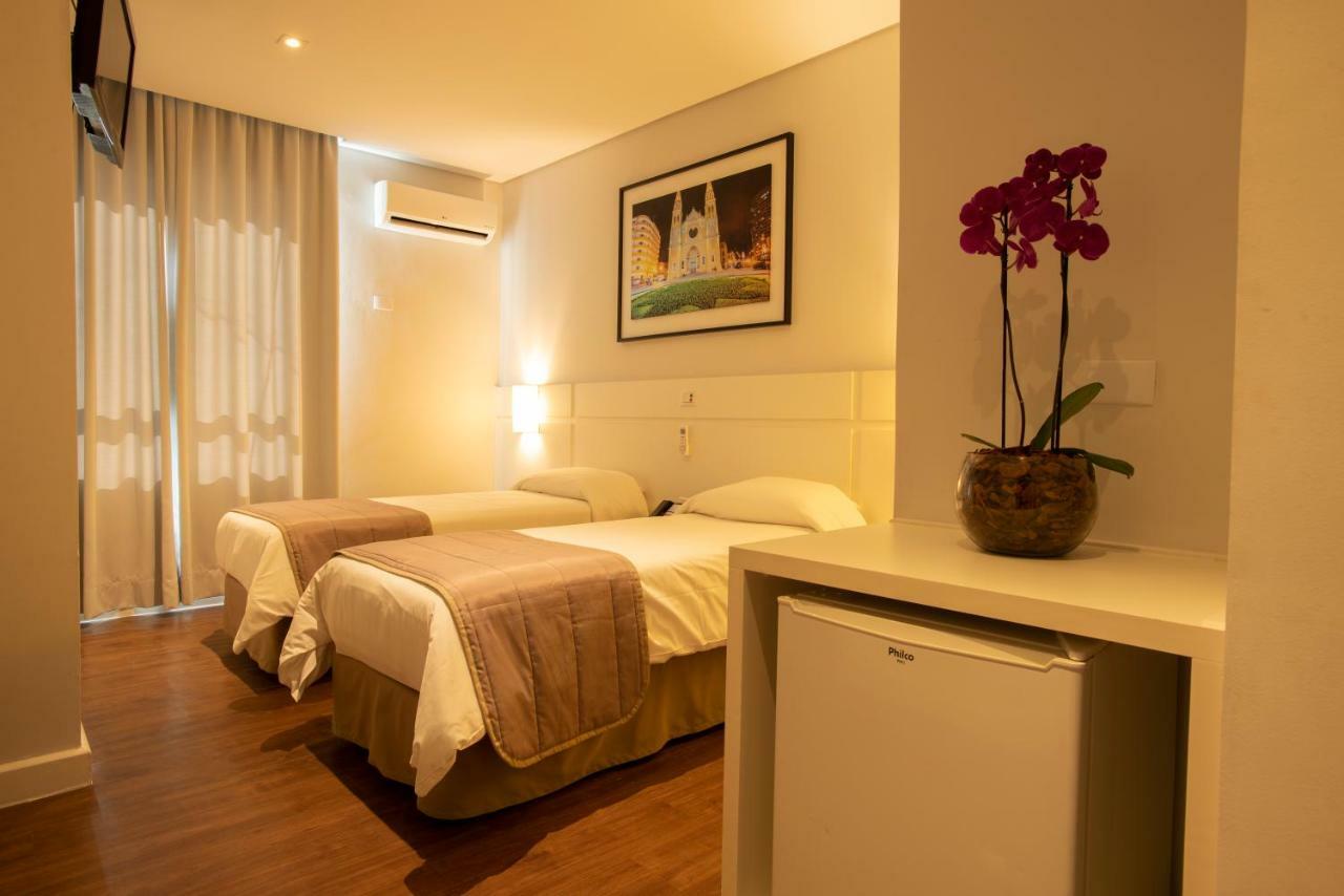 Hotel Centro Europeu Курітіба Екстер'єр фото
