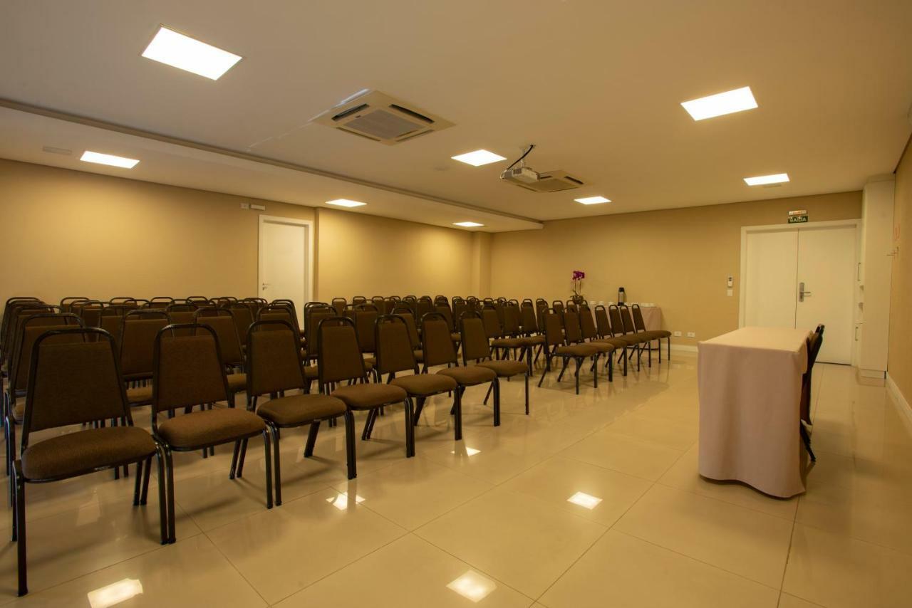 Hotel Centro Europeu Курітіба Екстер'єр фото