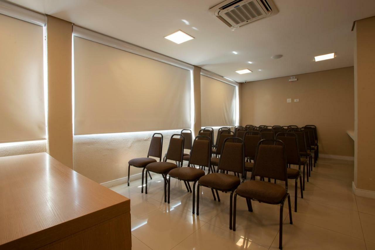 Hotel Centro Europeu Курітіба Екстер'єр фото