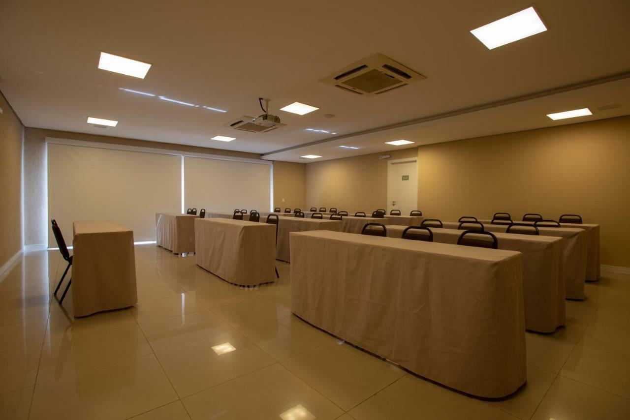 Hotel Centro Europeu Курітіба Екстер'єр фото